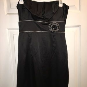 Black strapless dress with zipper details